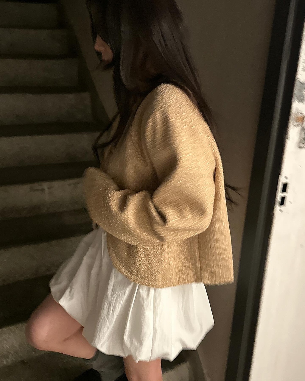 마이지 여성 노카라 라운드 크롭 트위드 오버핏 루즈핏 자켓 상세 이미지 11
