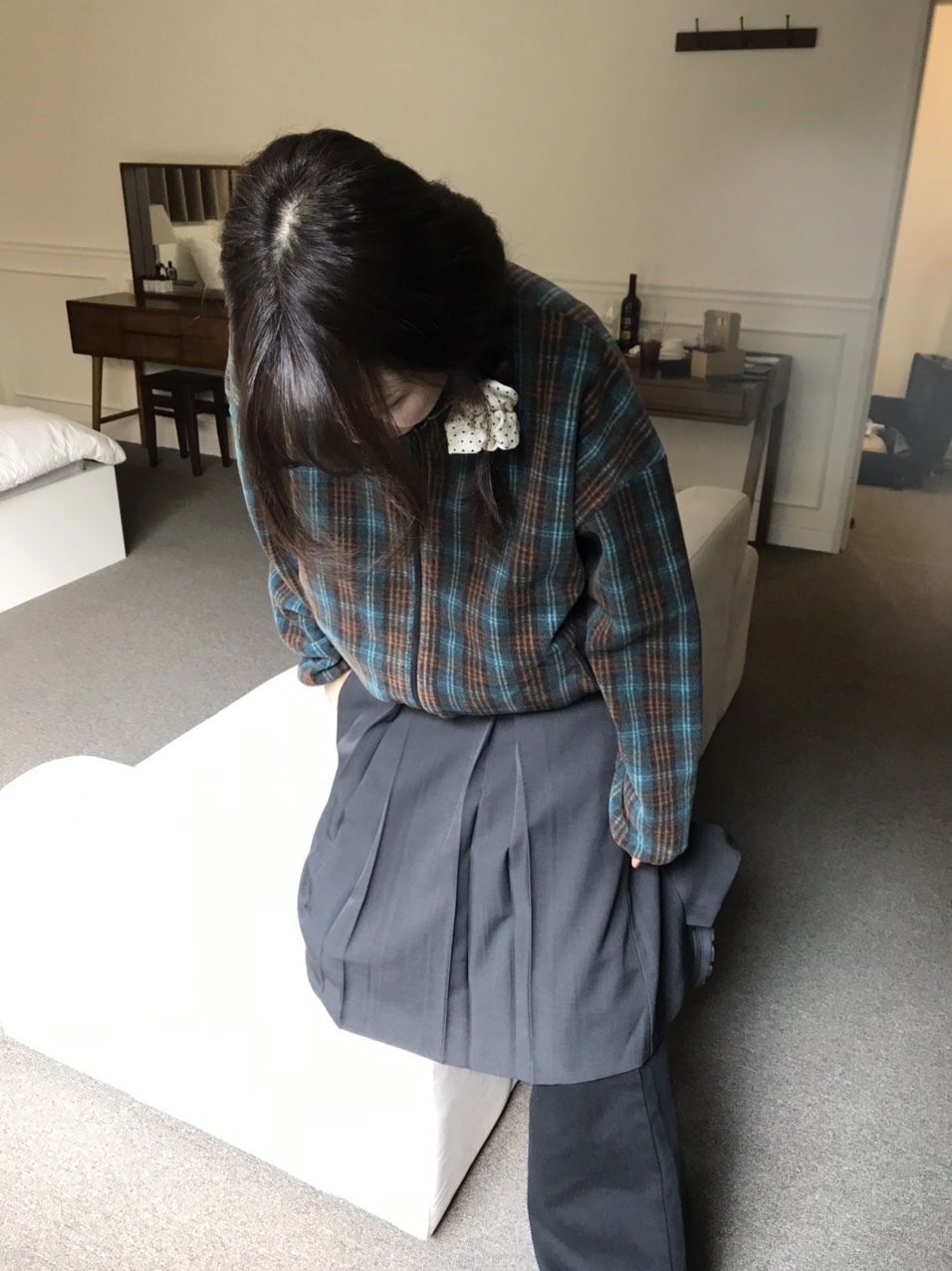 [S-M] 뮤어 볼드 플리츠 미디 스커트 2colors 상세 이미지 82