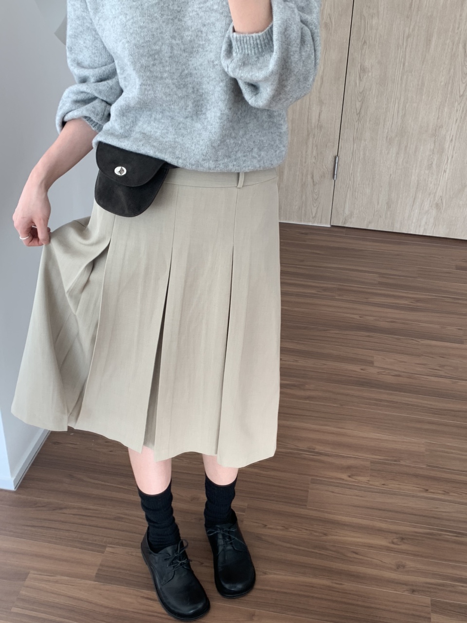 [S-M] 뮤어 볼드 플리츠 미디 스커트 2colors 상세 이미지 26