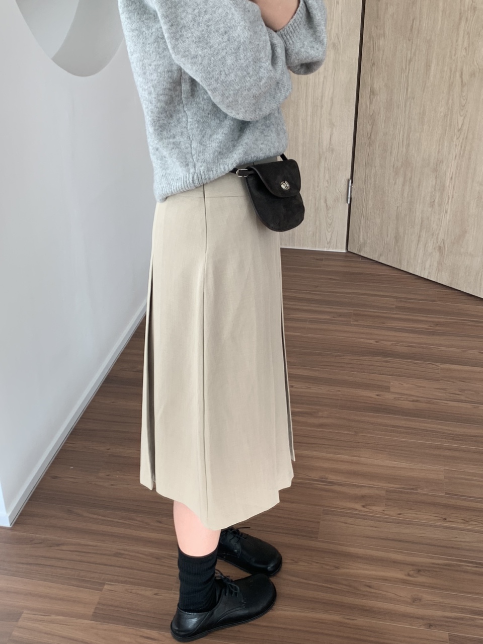 [S-M] 뮤어 볼드 플리츠 미디 스커트 2colors 상세 이미지 25