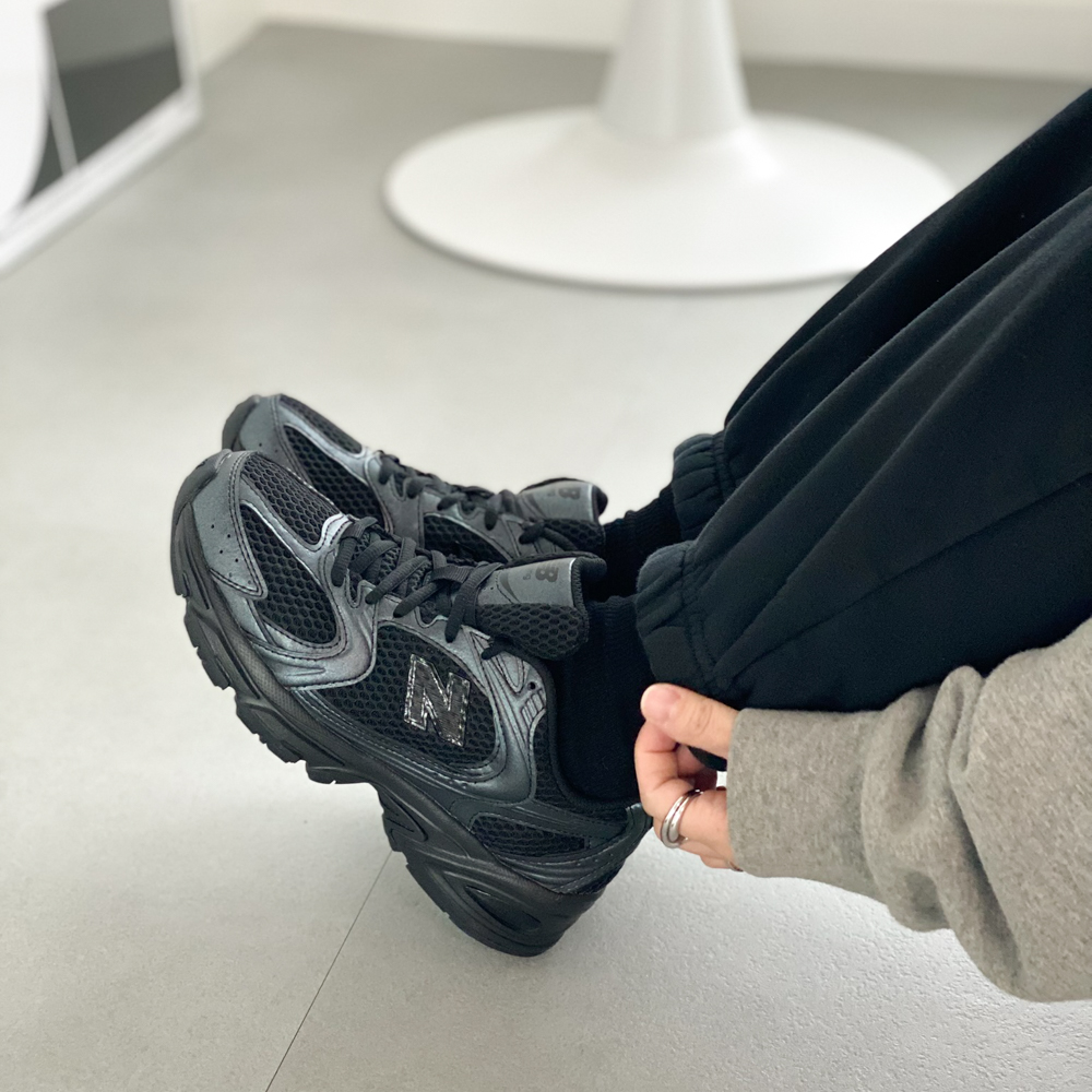 뉴발란스 530 트리플 블랙 공용