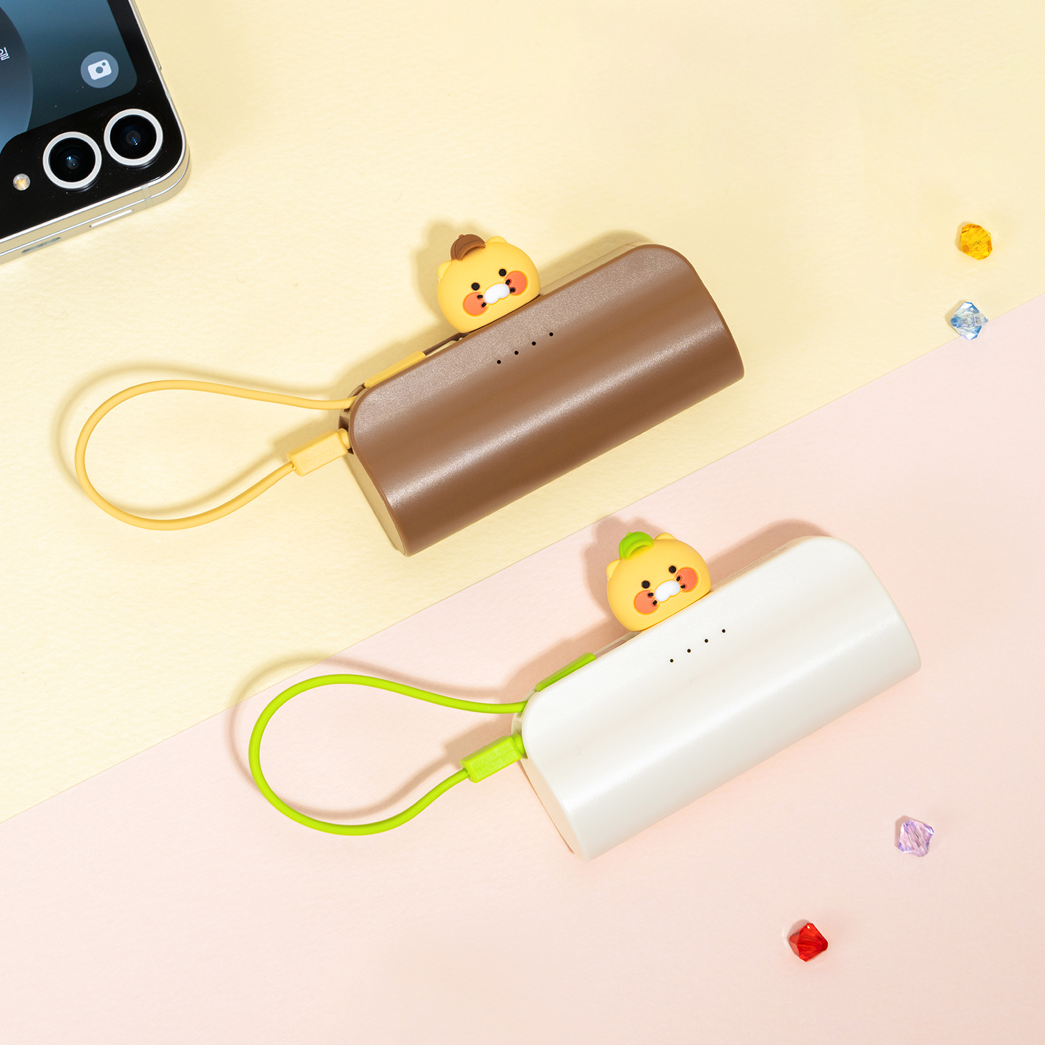 카카오프렌즈 볼캡 도킹형 20W 고속충전 보조배터리 5000mAh(8핀/C타입) 춘식이 아이보리 - 상품 이미지