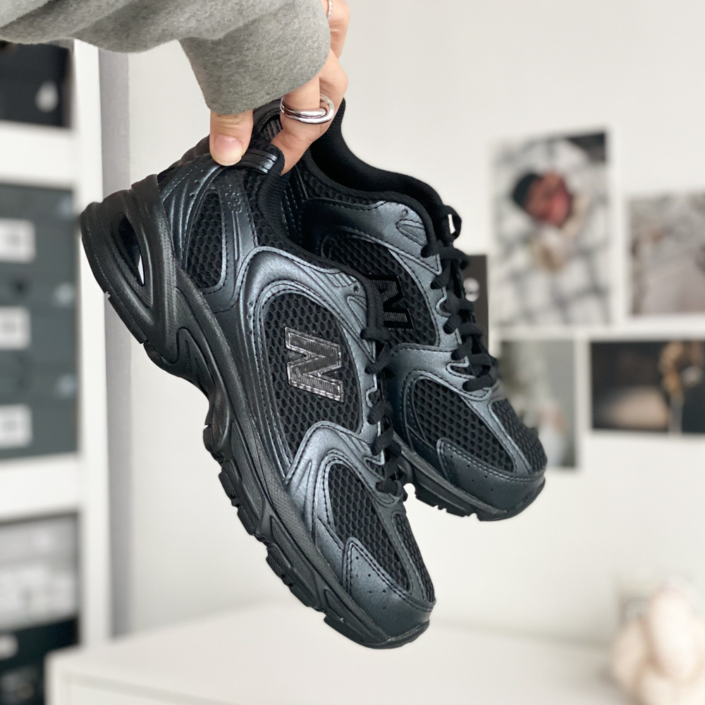 뉴발란스 530 트리플 블랙 공용