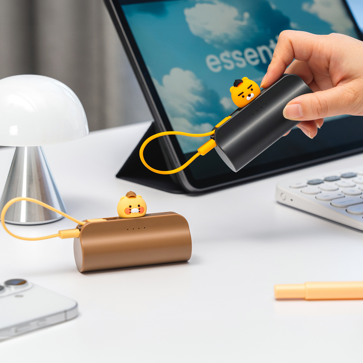 카카오프렌즈 볼캡 도킹형 20W 고속충전 보조배터리 5000mAh(8핀/C타입) 춘식이 아이보리 - 상세 이미지 5