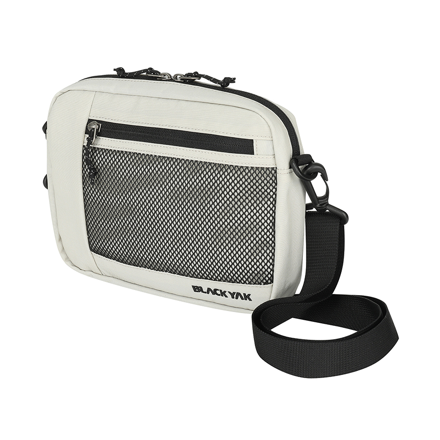 블랙야크 공용 등산 여행 가로형 크로스백 트래블 파우치 크로스 가방 2BYABXU910