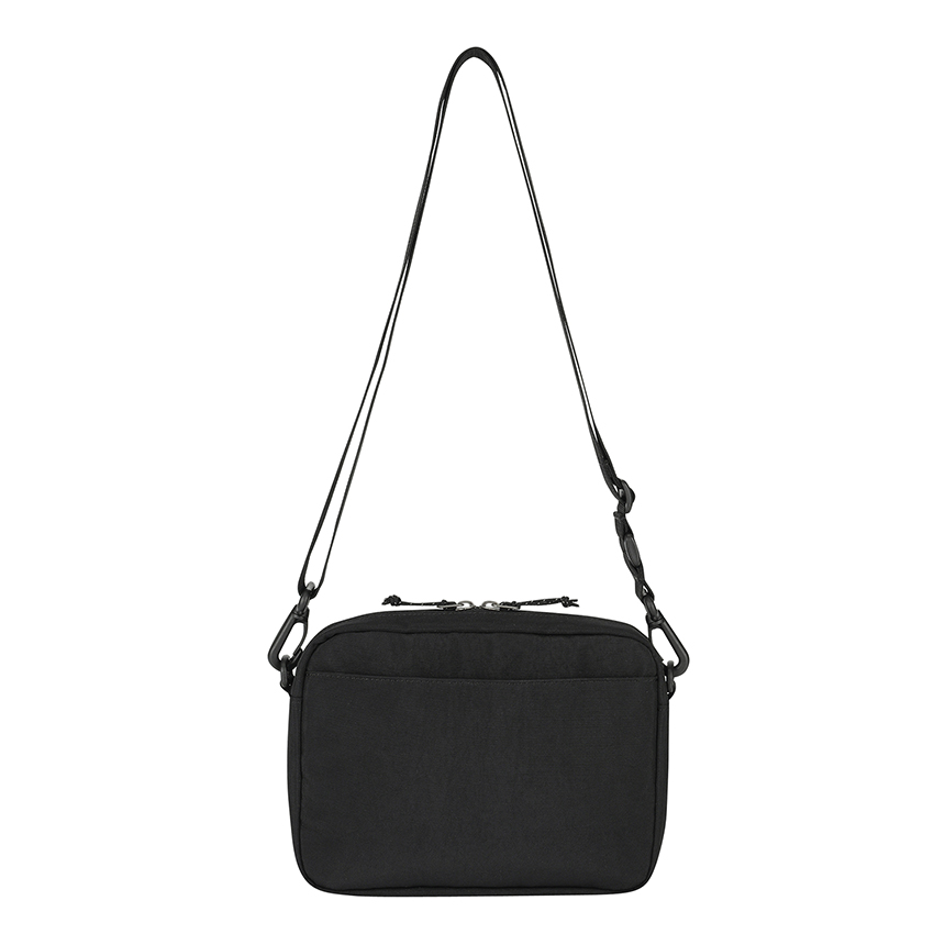 블랙야크 공용 등산 여행 가로형 크로스백 트래블 파우치 크로스 가방 2BYABXU910