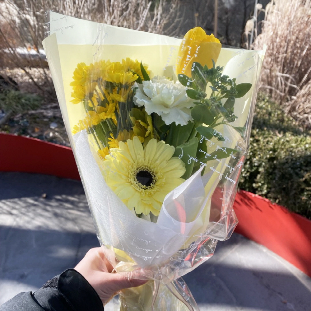 졸업 생일 기념일 색감지정 소형 꽃다발 꽃배달 싼곳 생화택배