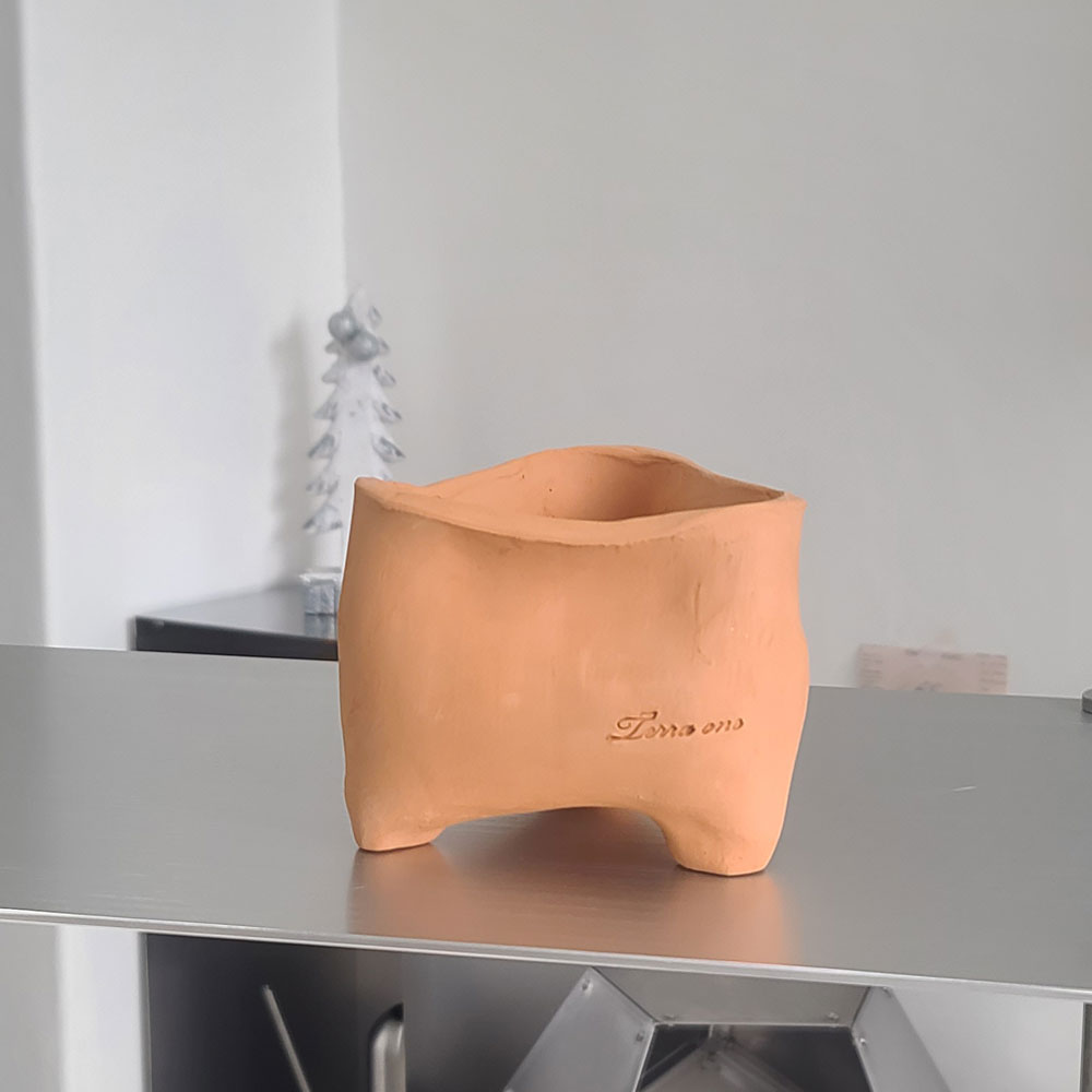 [2개 구매시+1개]  테라원 빈티지 수제 토분 어글리팟 11호 11x10cm 삼각 - 상세 이미지 2