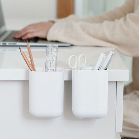 부착식 모니터 수납함 데스크 셋업 테리어 직장인 필수템 사무실 회사 꾸미기 아이템 메모 오거나이저 문구류 책상 문구함 정리 아이디어 템 메모지 정리함 학용품 수납 위 필기구