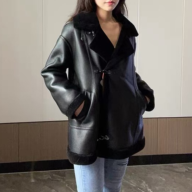 블랙 양가죽 양털 무스탕 따뜻한 겨울 아우터 - 메인 이미지