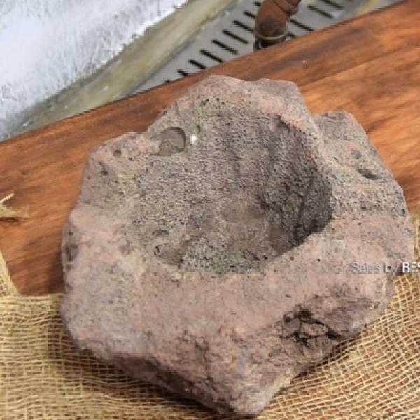 랜덤 3호 대 25cm 물 구멍 석부작용화산석 화분화산석 - 상품 이미지