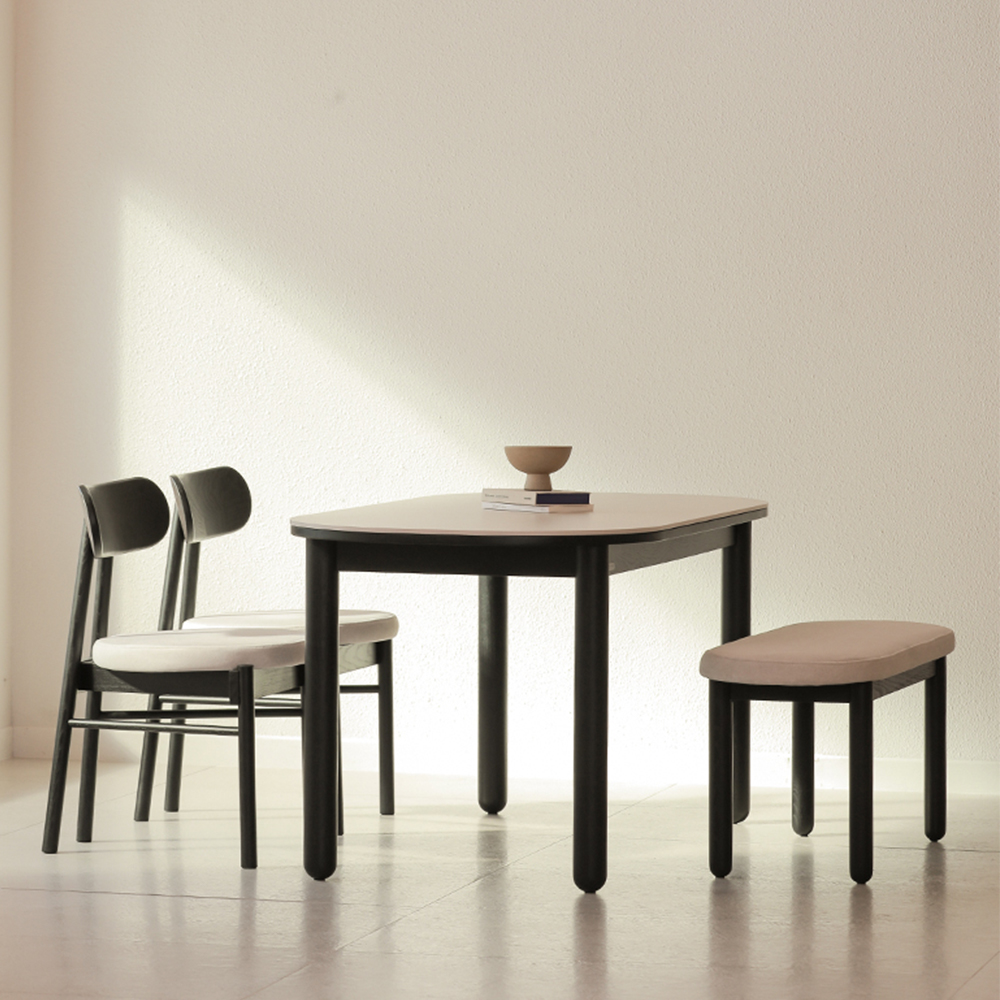 라미에스 유니 블랙 애쉬 원목 포세린 세라믹 라운드 식탁세트 4인용 1400 의자2 벤치1