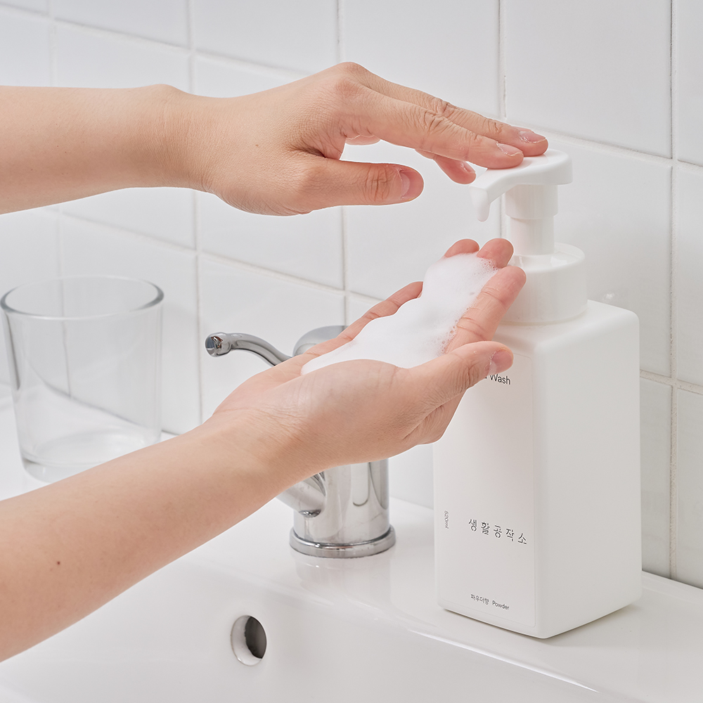 1+1 생활공작소 핸드워시 손세정제 520ml 총 2개