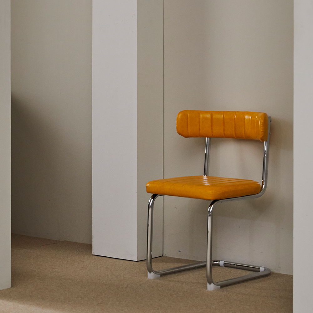 16피스 PSC 카페 업소용 미드센츄리 세스카 식탁 의자 퀼팅 철제 라운지 커피숍