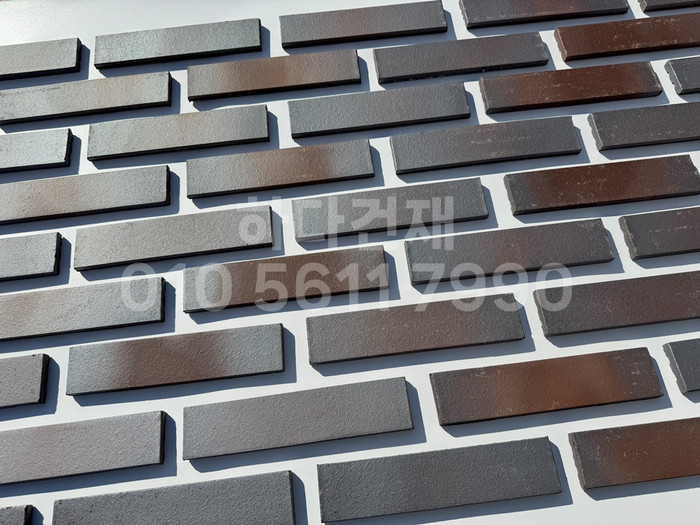 점토타일 메탈브라운 230x52x11T / 하다건재