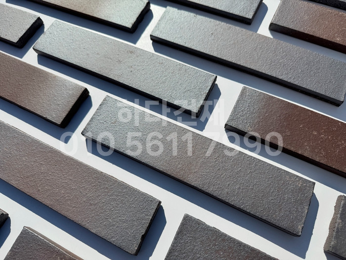 점토타일 메탈브라운 230x52x11T / 하다건재