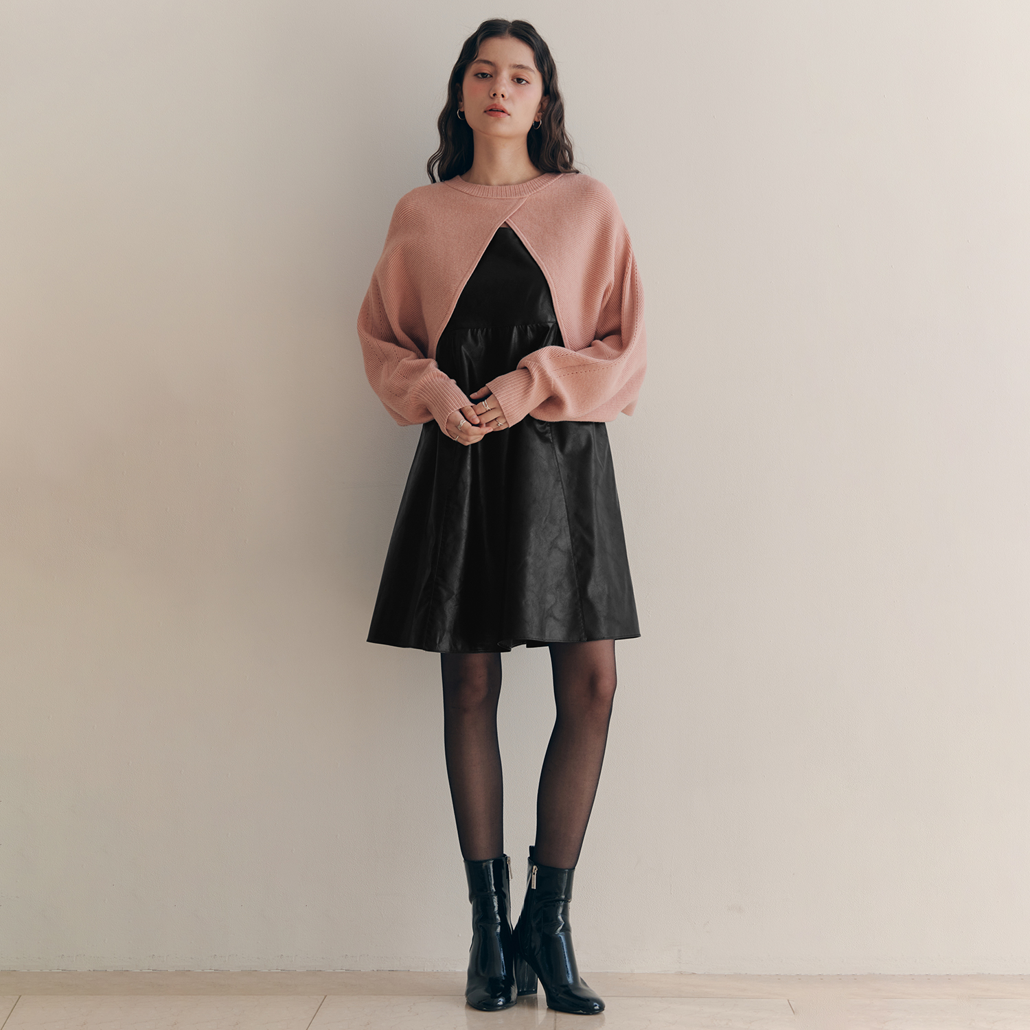 [슈퍼적립][제로스트릿] 루나 레더 원피스 LUNA LEATHER ONEPIECE / BLACK - 상세 이미지 3
