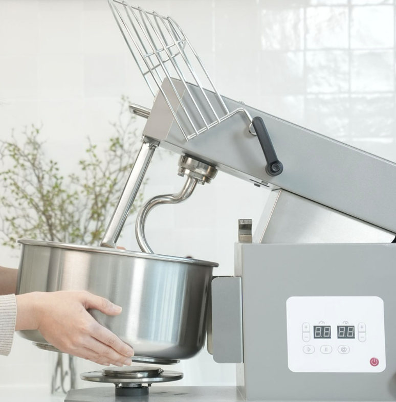 스파이럴반죽기 10L 믹서 스타리치 제빵반죽기 밀가루 기계 스탠드 업소용 가정용 4KG HX10