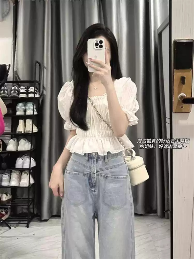 라운드넥 프릴 크롭반팔블라우스 퍼프슬리브 연애프로그램 출연진 청순 패션 코디 스타일 화이트 - 상세 이미지 2
