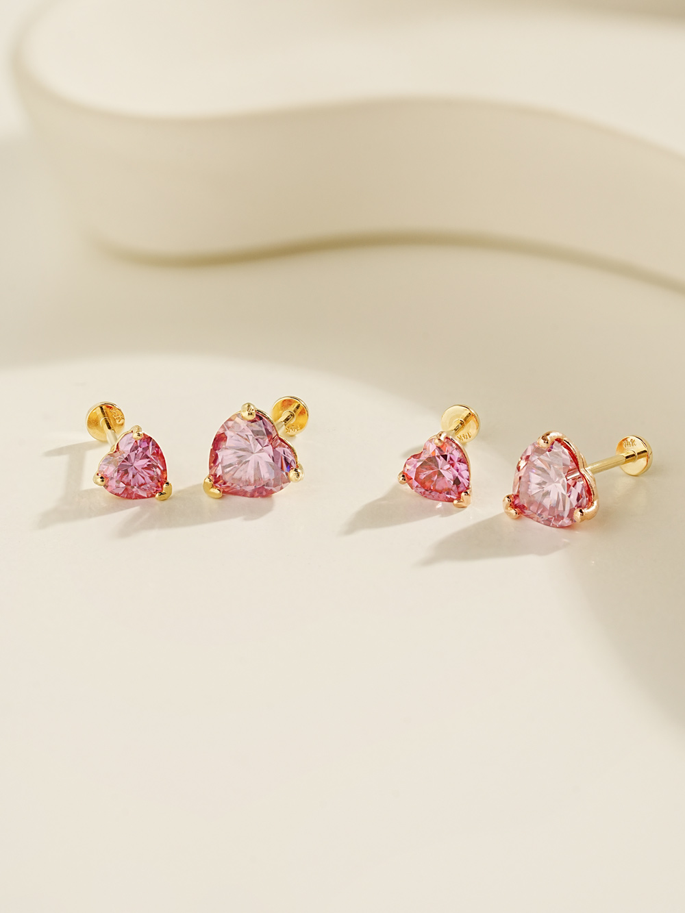 [0.8mm]14K 인터널 모이사나이트 다이아 글로리 하트 라블렛 피어싱 귀걸이 1캐럿 5부 - 상세 이미지 2