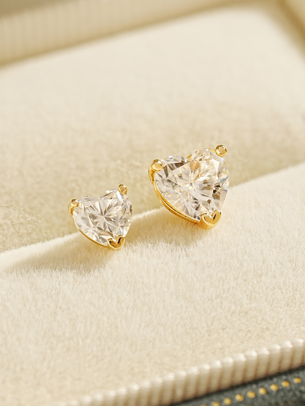 [0.8mm]14K 인터널 모이사나이트 다이아 글로리 하트 라블렛 피어싱 귀걸이 1캐럿 5부 - 상세 이미지 3