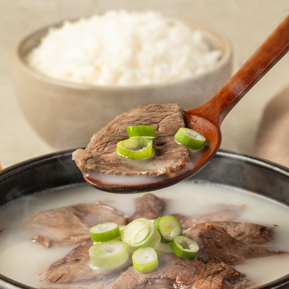 프리미엄 1++ 투뿔 한우 소 고기 곰탕 550g 사골 국 국밥 - 상세 이미지 2