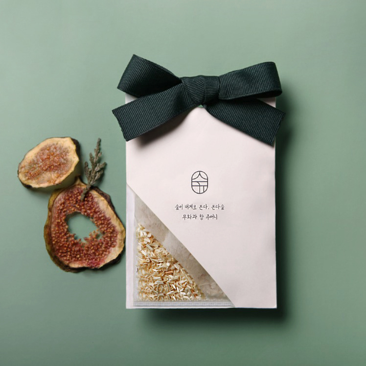 사쉐 고급 방향제 디퓨저 천연나무칩100% 집들이선물 고체 옷장 실내 화장실[7개]