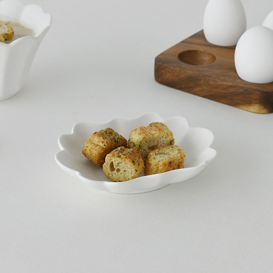 에라토 모이 화이트 타원형 찬기 반찬그릇 소스볼