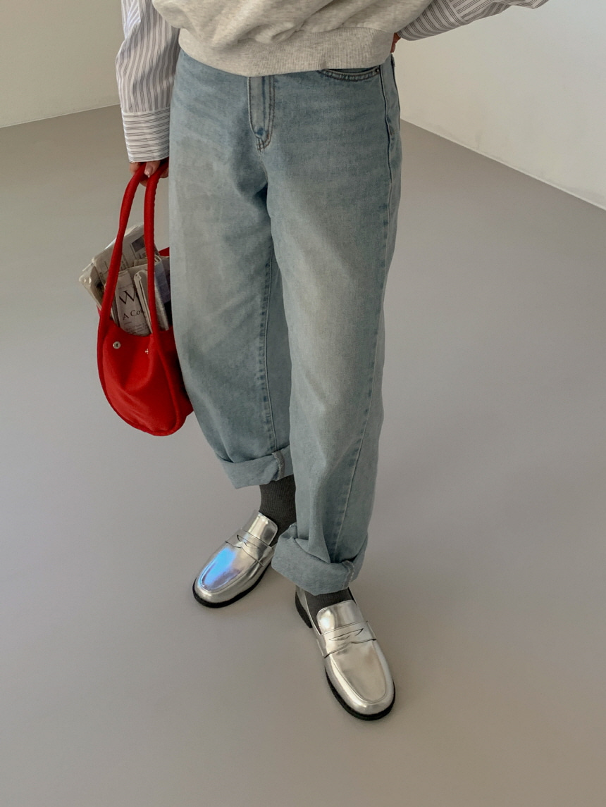 페니 로퍼 발편한 여성 단화 둥근코 3cm 블랙 실버 상세 이미지 20