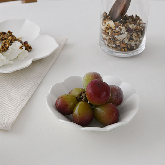 에라토 모이 원형 화이트 찬기 13cm