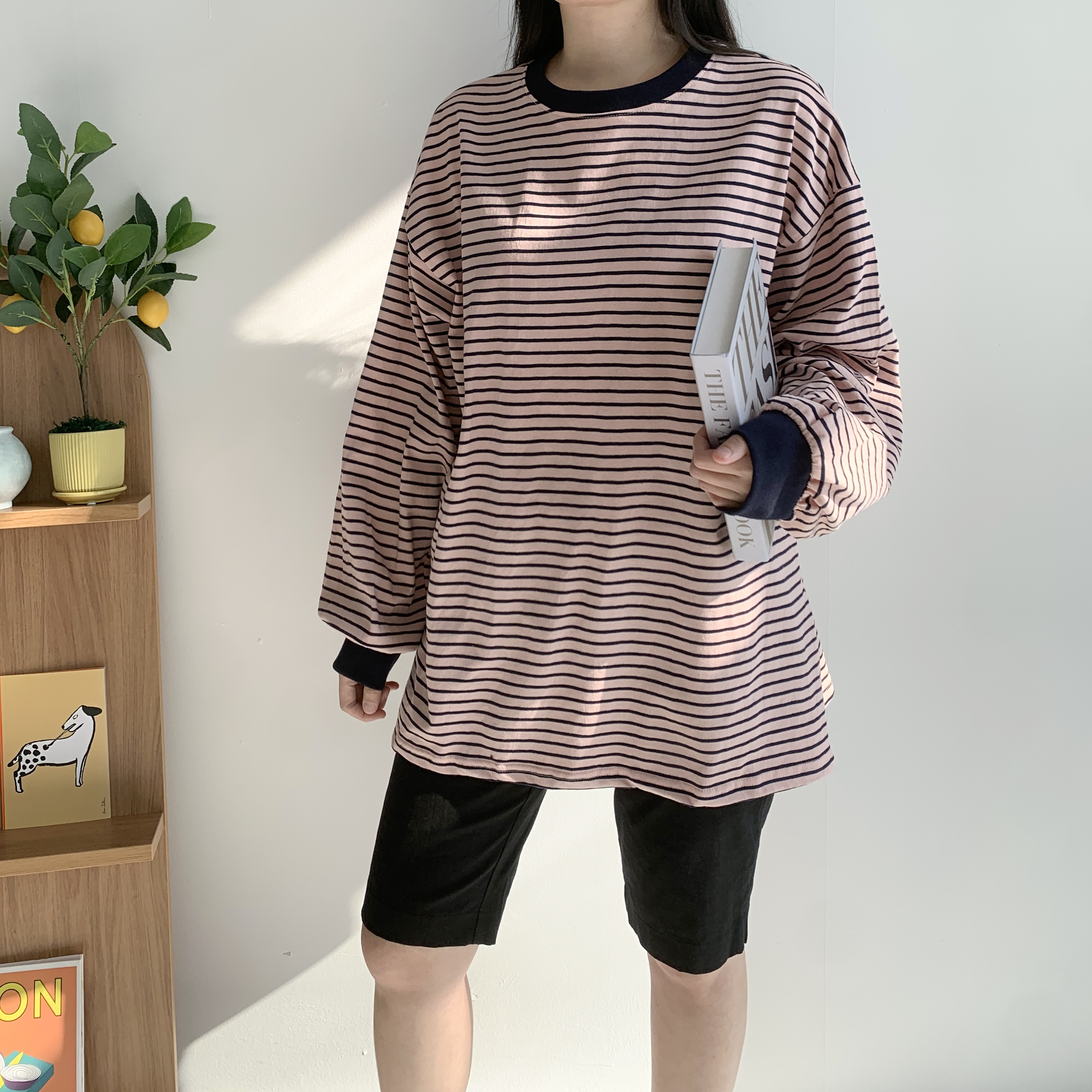 단가라티셔츠 얇은긴팔티 스트라이프티 임산부티 - 메인 이미지