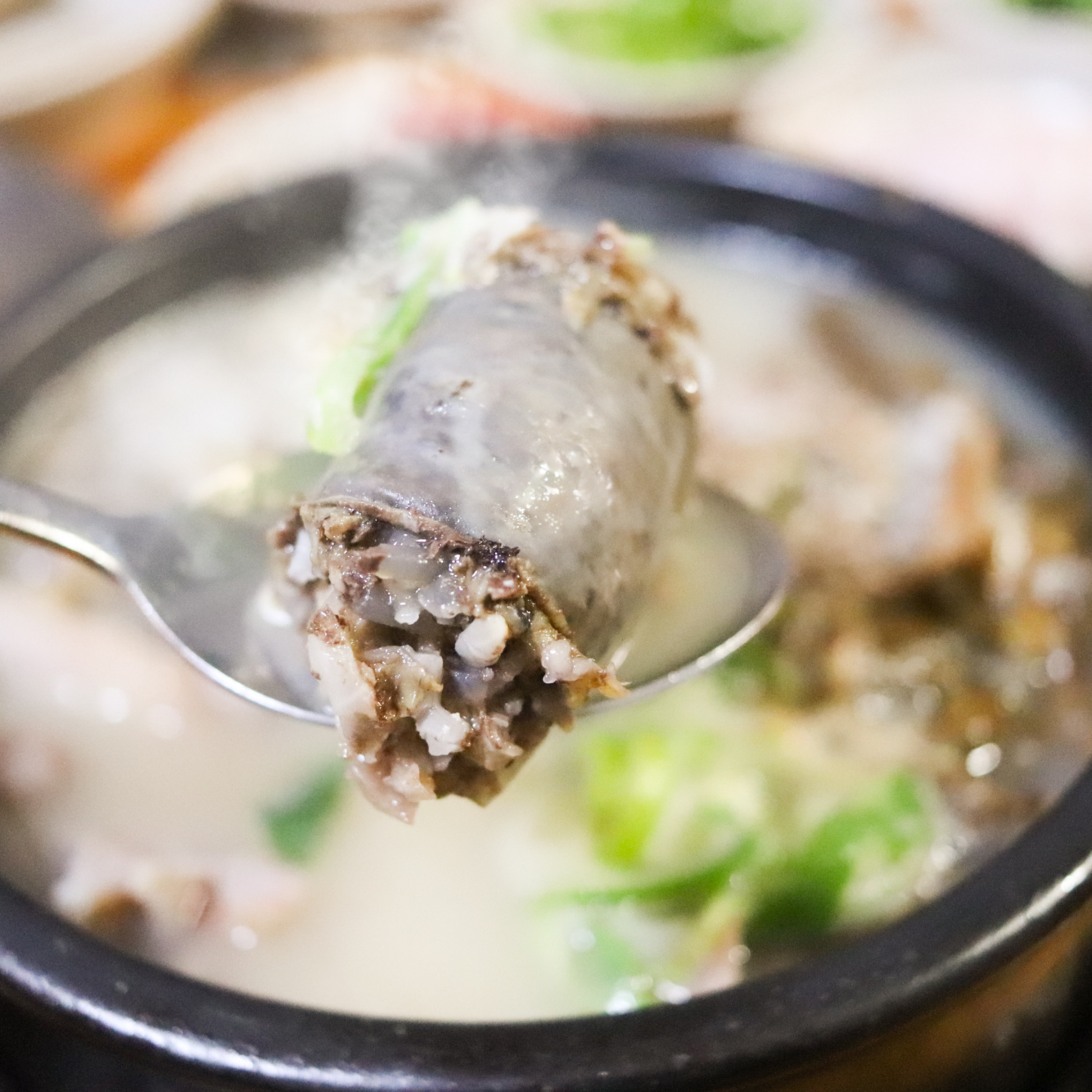 순대만 가득 담은 프리미엄 동백순대국 670g 1팩+1팩 - 상세 이미지 5