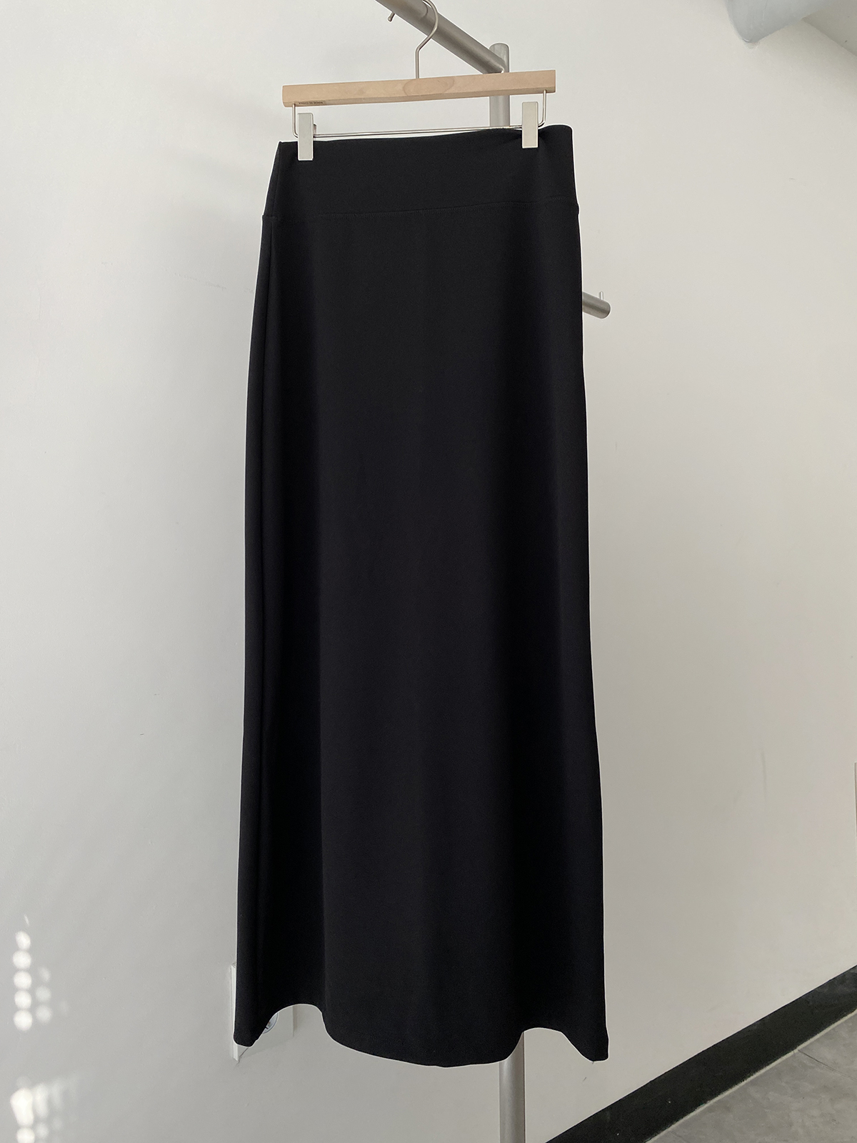 [미엔느] sleek jersey maxi skirt / 슬릭 져지 맥시 스커트 (2col) 상세 이미지 39