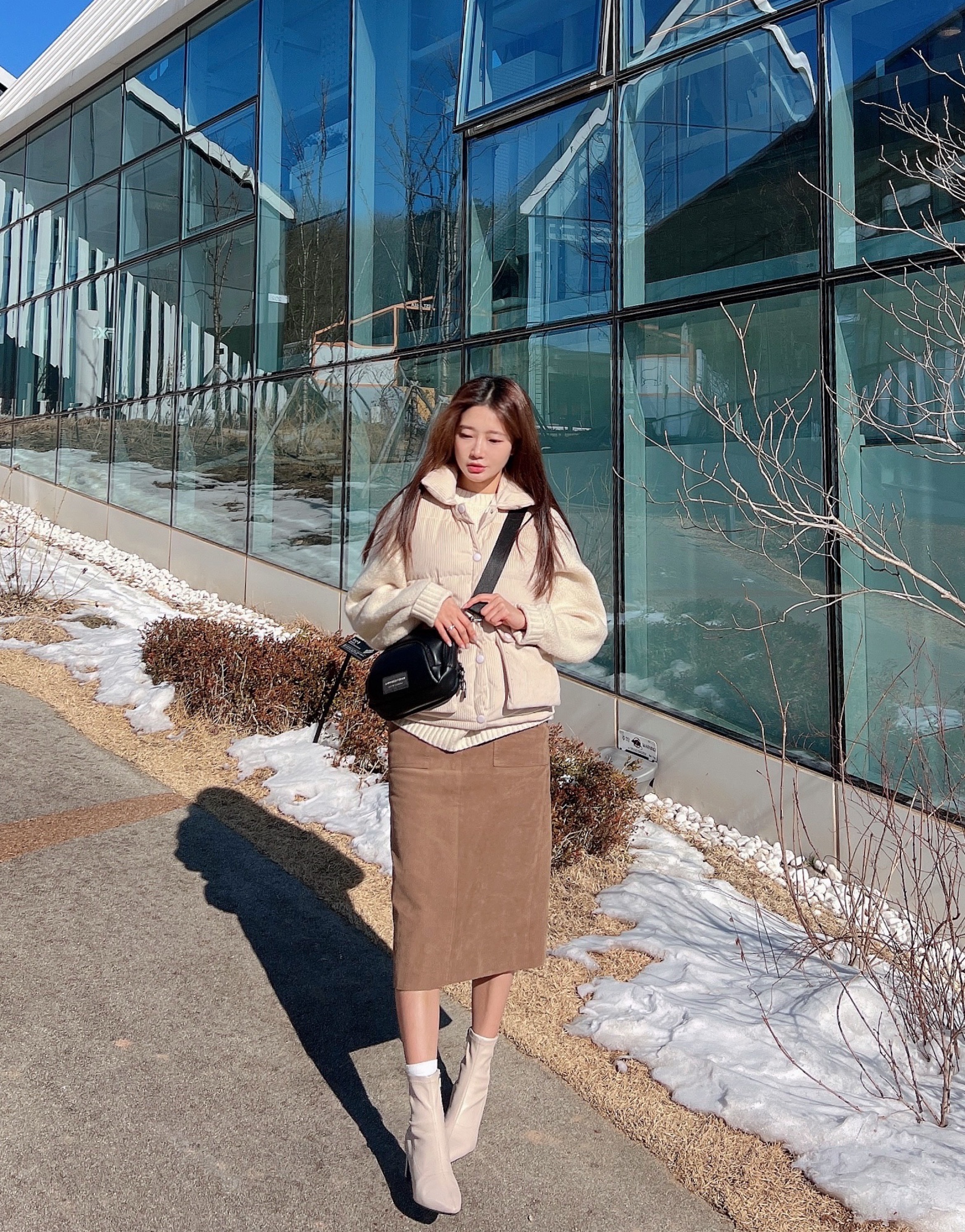 론네바이론 야키 더블랙 레더 유럽여행가방 핸드폰 슬링백 해외여행용 미니백 가방