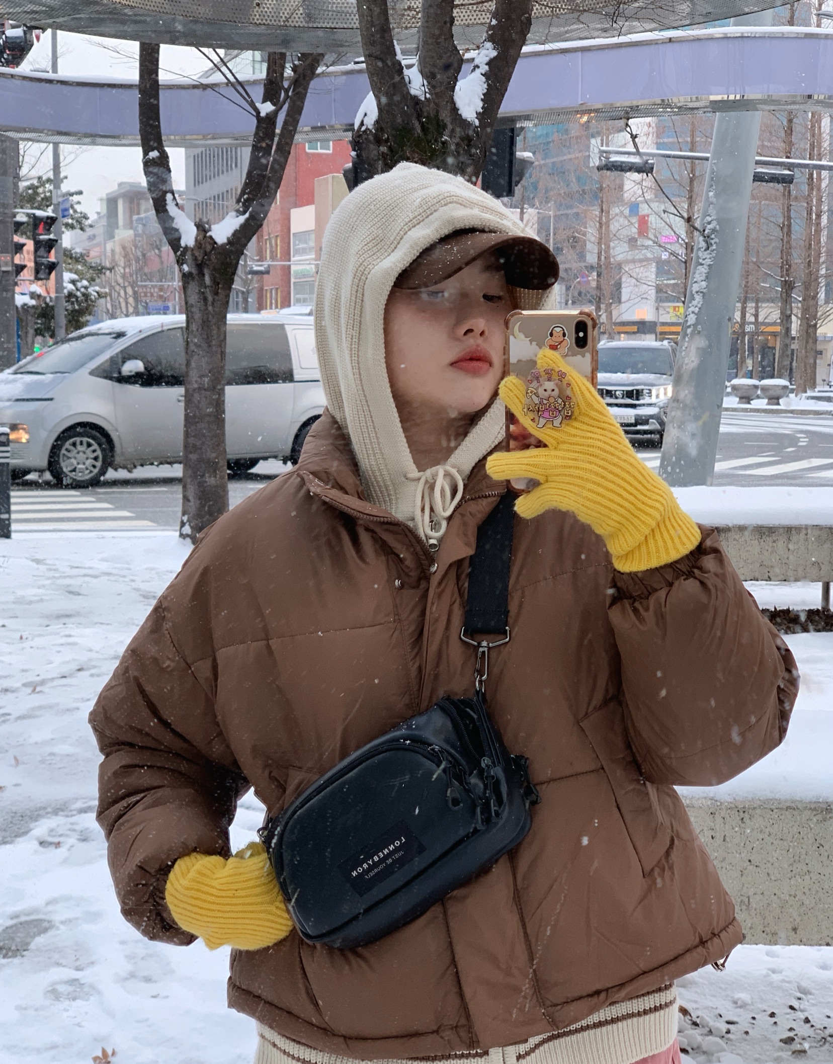 론네바이론 야키 더블랙 레더 유럽여행가방 핸드폰 슬링백 해외여행용 미니백 가방