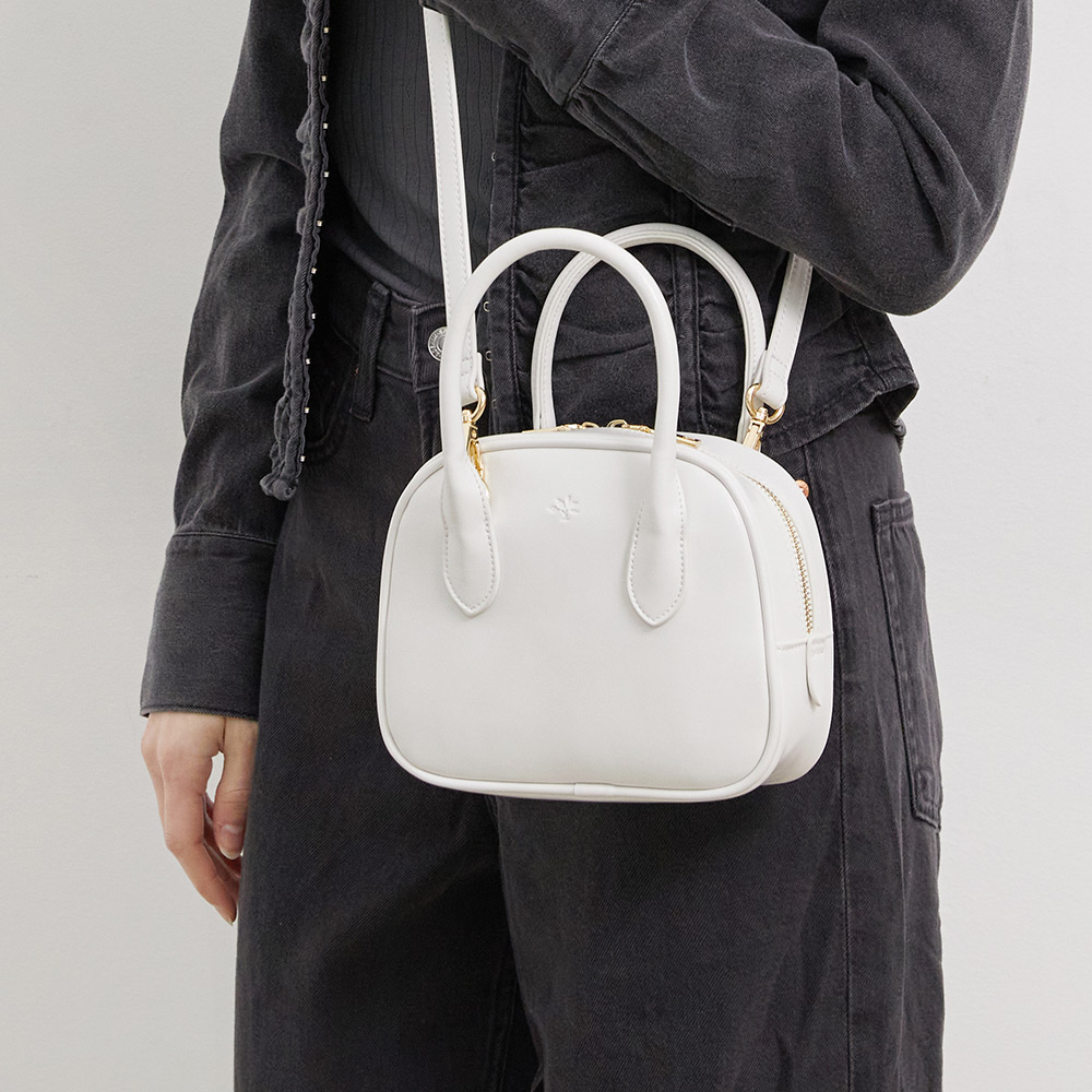 몽삭 레니브 크로스 & 토트백 아이보리 AP22-2508-IV