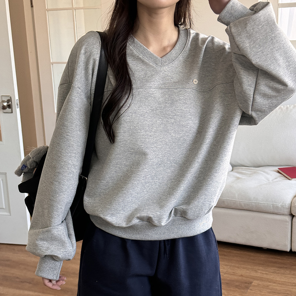 캐주얼 오버핏 팬던트 세미크롭 여성무지맨투맨 여자 맨투맨 우먼 티셔츠 코튼 브이넥 코디 - 상세 이미지 5
