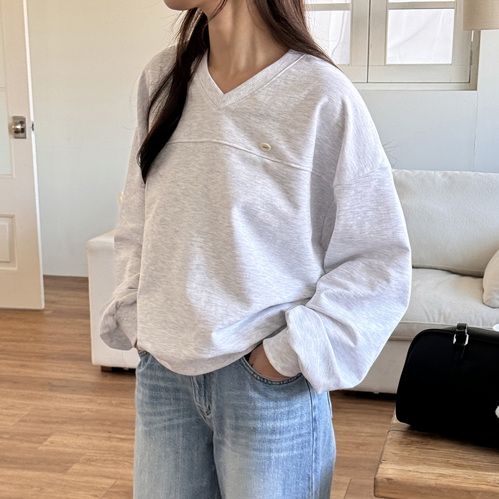 캐주얼 오버핏 팬던트 세미크롭 여성무지맨투맨 여자 맨투맨 우먼 티셔츠 코튼 브이넥 코디 - 상세 이미지 5