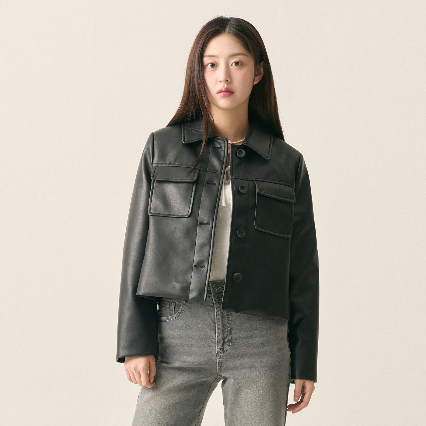 로엠 셔츠형 페이크 레더 자켓 RMJKF12R14