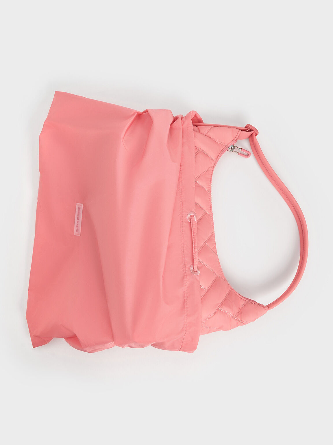 [찰스앤키스] 나일론 쉐브론 숄더백 - Guava Pink CK2-20782535-1 - 상세 이미지 4