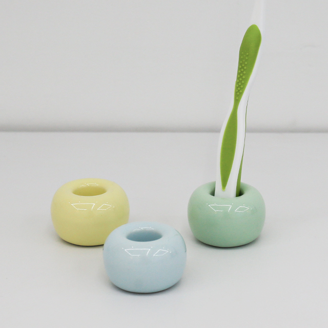 스토리빙 도자기 칫솔꽂이