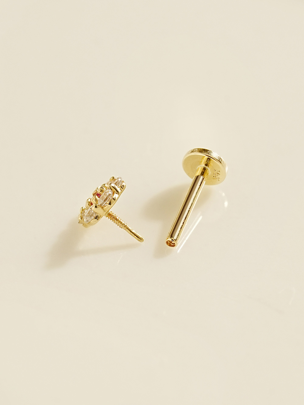 [0.8mm]14K 인터널 하모니 플라워 라블렛 피어싱 귀걸이 - 상세 이미지 5