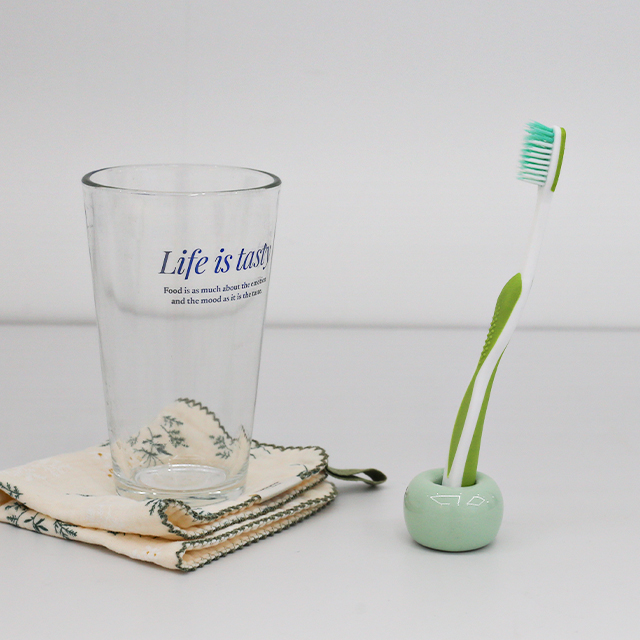 스토리빙 도자기 칫솔꽂이