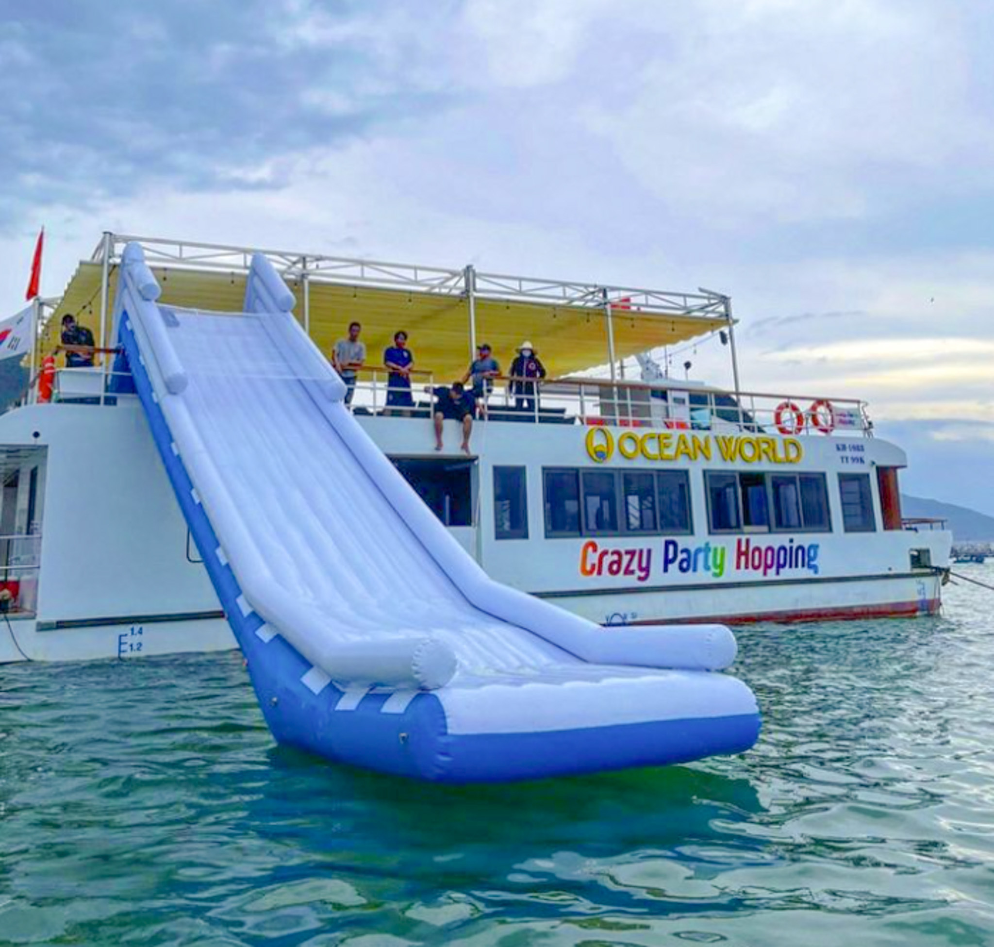 나트랑 크레이지파티 호핑투어 스노쿨링 요트투어