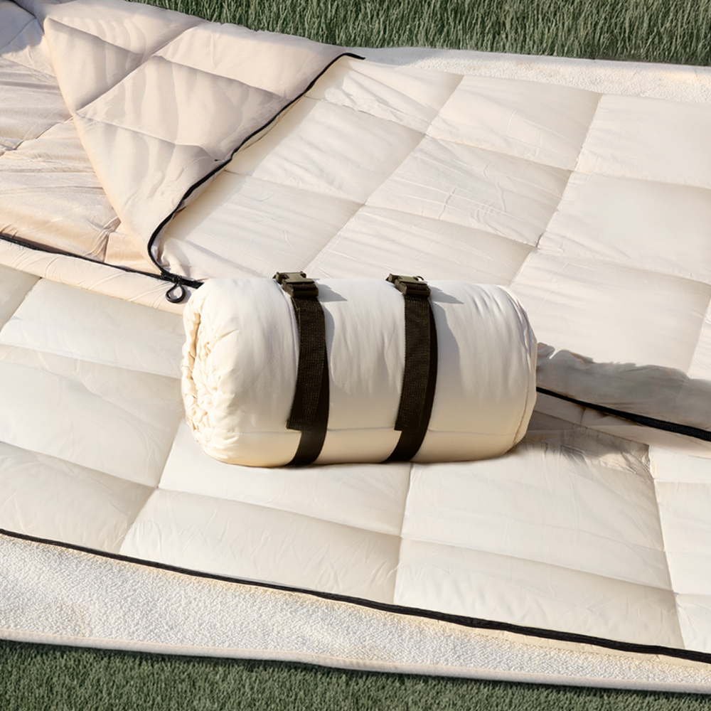 로티캠프 침낭 동계 이불 캠핑 겨울 사계절 CSB2-2.2kg 아이보리