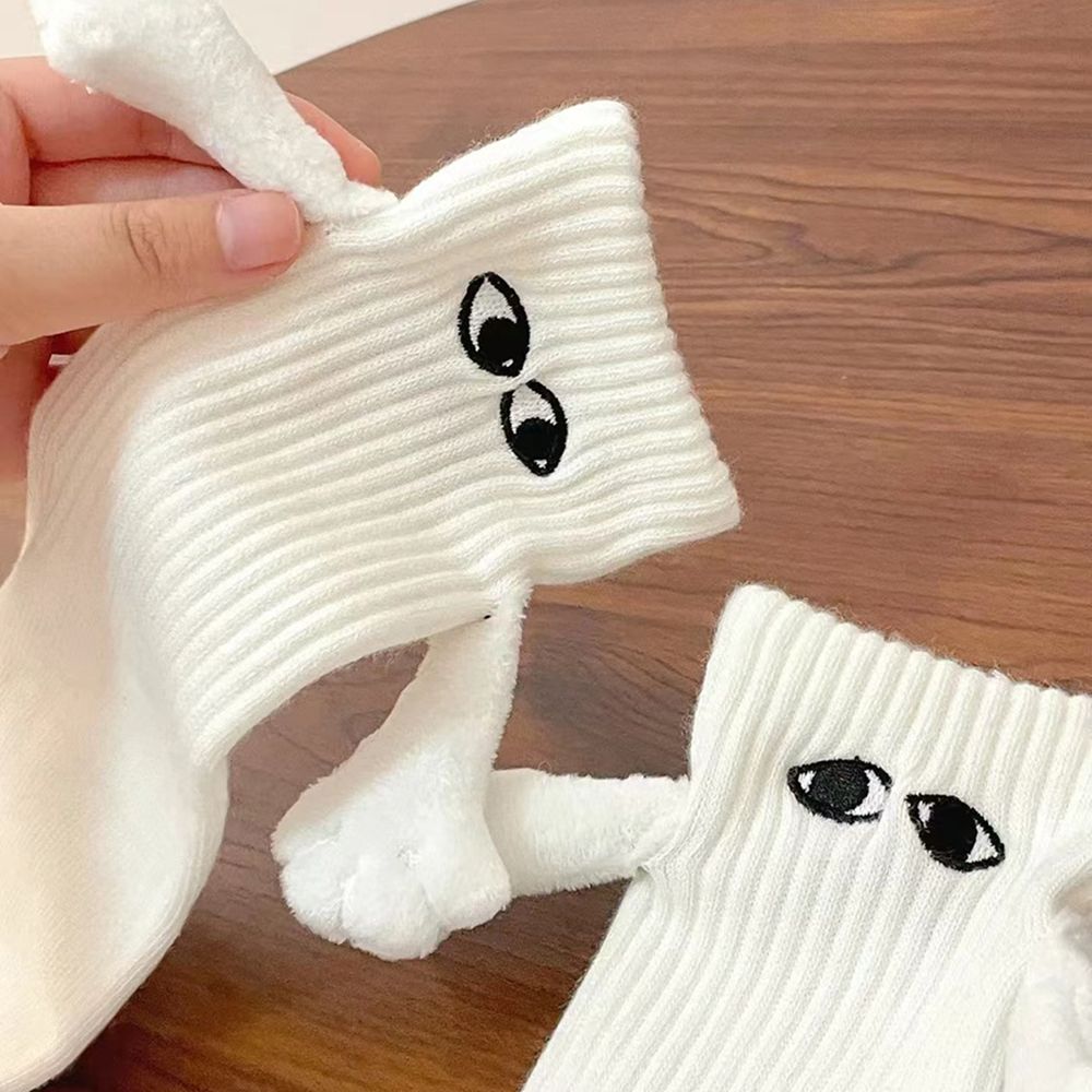 자석양말 커플 귀여운 캐릭터 손잡는 양말 쓸데없는 웃긴 재밌는 양말 선물 4종 - 상세 이미지 3