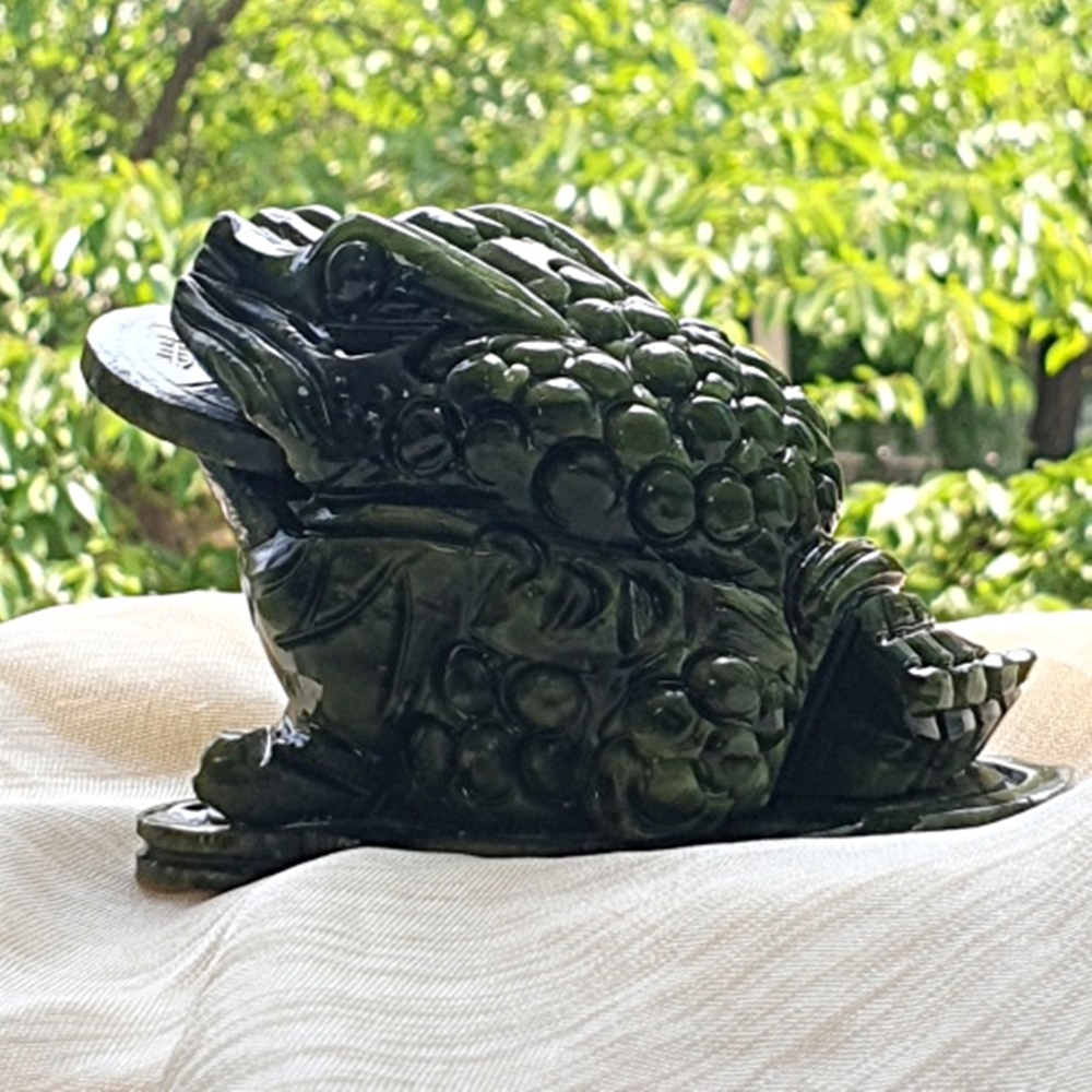 회전하는 삼족돈 세발 옥 두꺼비 장식 이미지 7