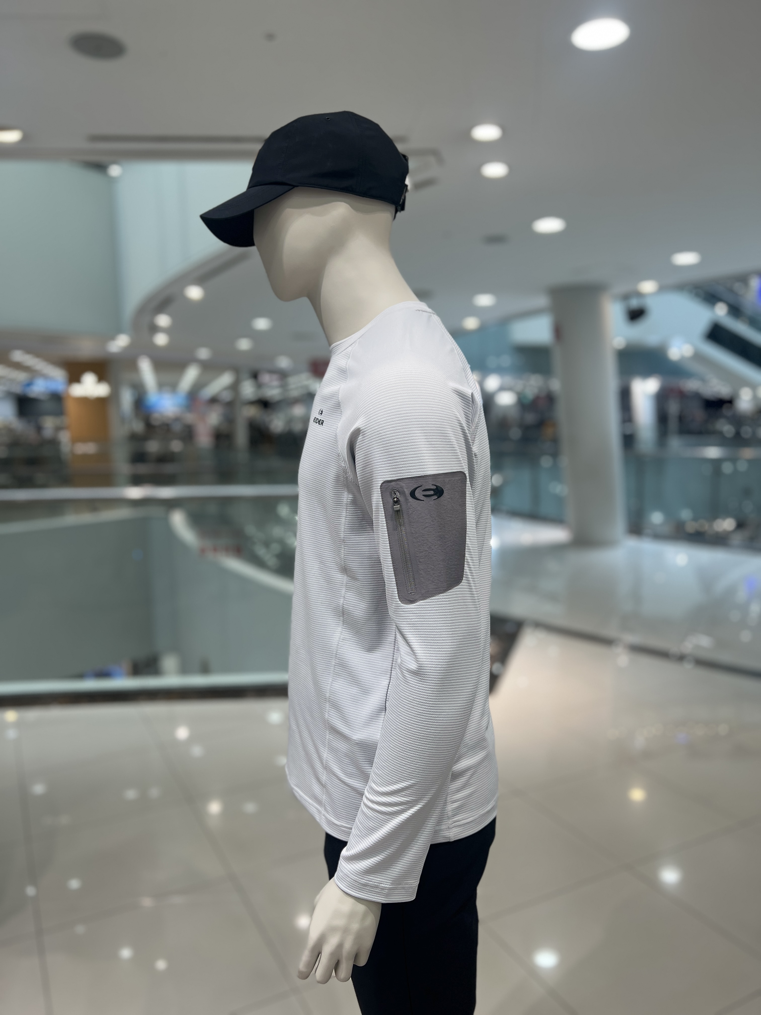아이더 남자 긴팔 아웃도어 봄 가을 기능성 라운드 티셔츠 - 상세 이미지 4
