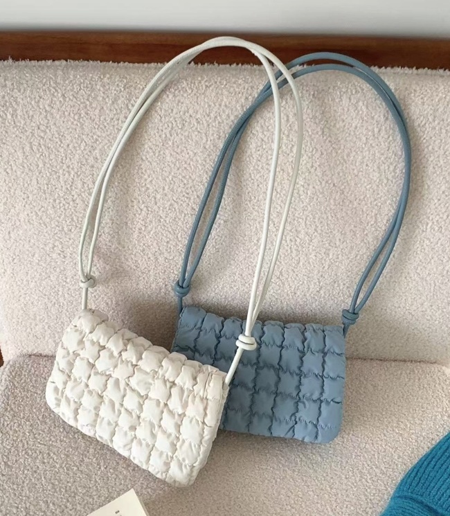 가벼운 스퀘어 누빔 사각 미니 크로스백 데일리 캐쥬얼 여행가방