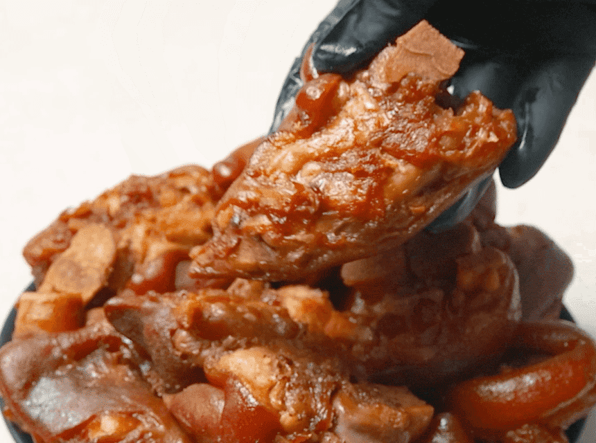 가마솥에 통째로 삶은 장충동식 수제 꼬들족발 (통 미니족발)